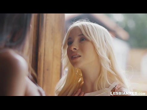 ❤️ Neska hilabete batzuk geroago etxera dator eta amaordearen puxa jaten amaitzen du ❌ Porno gugan ☑